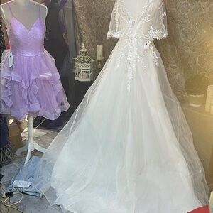 Elegant White Wedding Dress